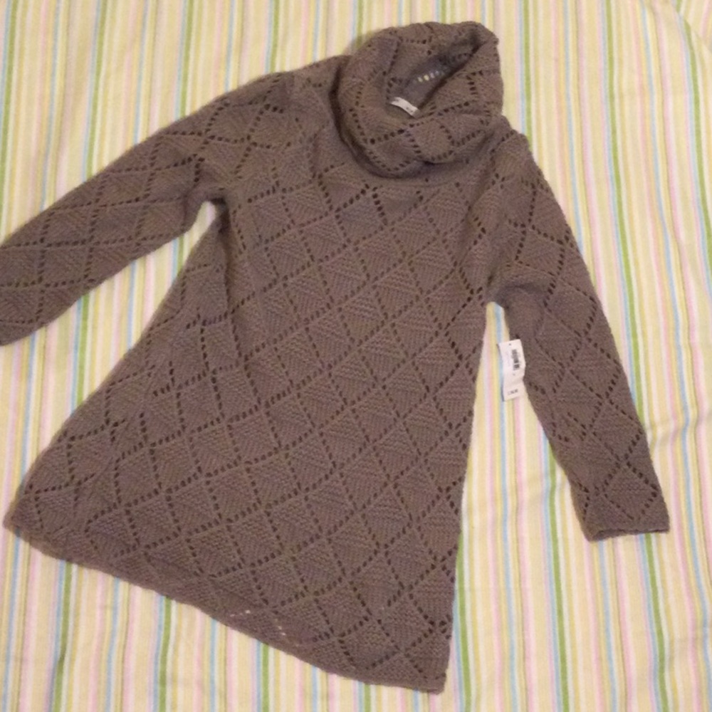 Beautiful knit Sweater By Old Navy